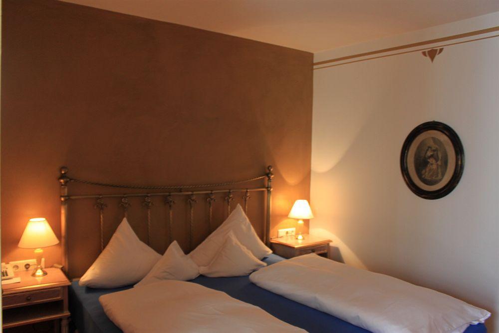 Hotel Schwarzer Adler Innsbruck Extérieur photo